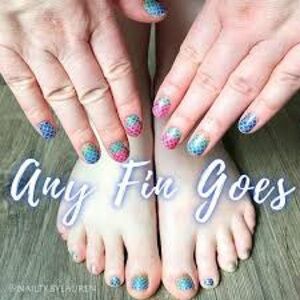 RETIRED Color Street Any Fin Goes Pedicure Set Mermaid Nails Dragon Scale Nails